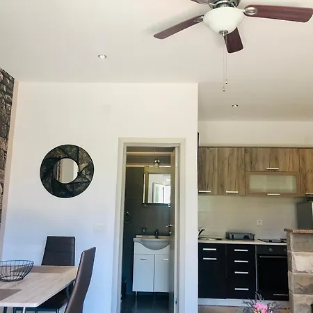 Bay View Apartments Petrovac Room photo